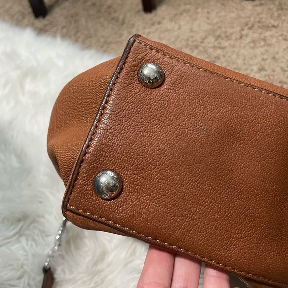 MICHAEL KORS | Chestnut Hamilton Shoulder Bag - Picture 2 of 10